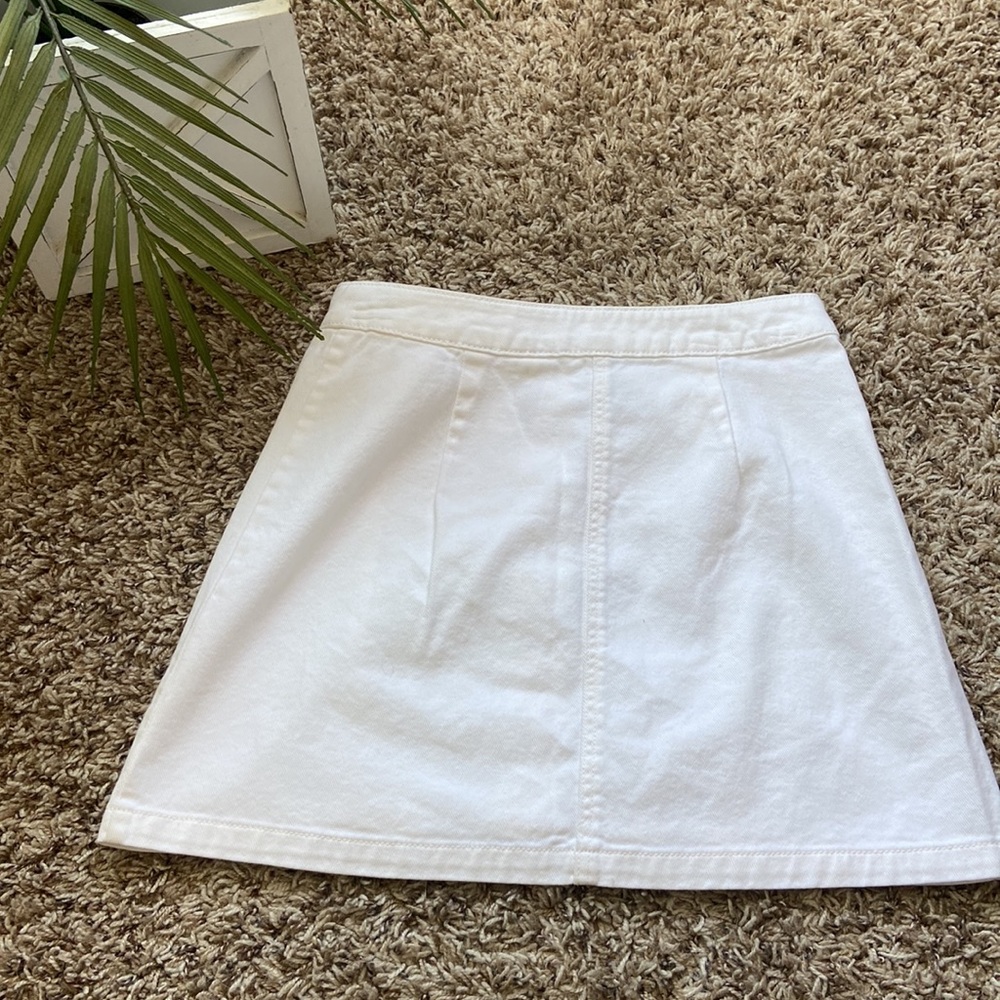 White Denim Skirt - Picture 4 of 4